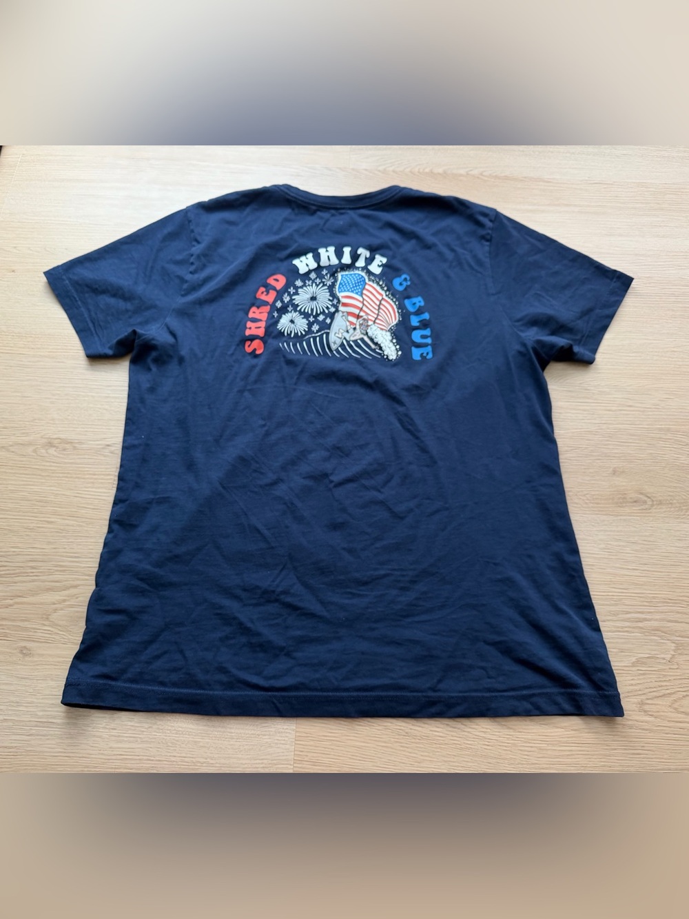 Hurley Men’s Red White Blue T-Shirt Short Sleeve Size L Graphic Tee